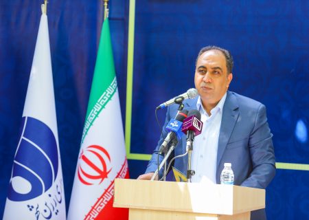 صنایع بزرگ فعال در زرین شهر قوانین شهرداری را رعایت کنند