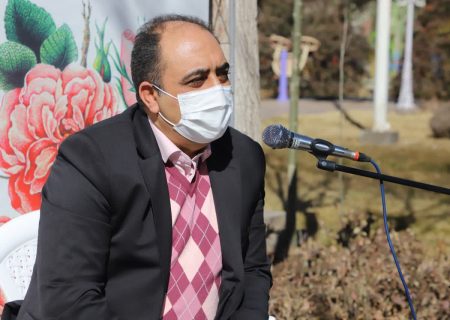 شهرداری زرین شهر به دنبال افزایش توانمندی زنان در مدیریت شهری است