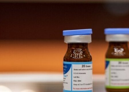 دریافت کنندگان واکسن کرونای رازی فقط دچار کمی سردرد شده‌اند