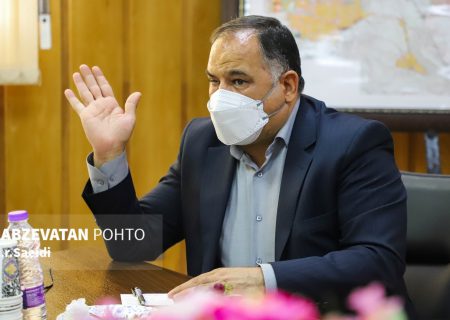 کمبود ۲۰ هزار دوز کمبود واکسن برای تزریق دوز دوم در لنجان