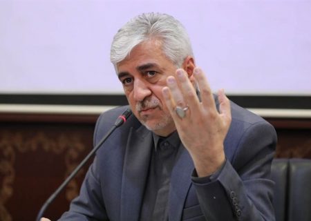 وزیر ورزش: دغدغه‌ای در واگذاری سرخابی‌ها نداریم