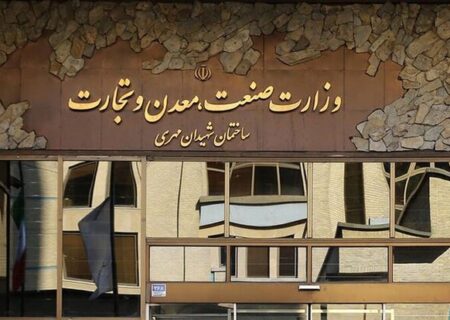 با تغییر وزیر در شرایط دشوار کنونی چیزی عوض نخواهد شد
