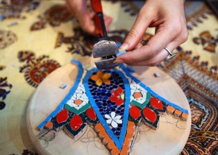 ارائه ۴۰ میلیارد ریال تسهیلات به هنرمندان صنایع دستی شهرستان لنجان