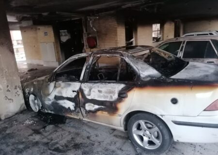 آتش‌سوزی مرگبار در پارکینگ یک مجتمع ساختمانی در فولادشهر