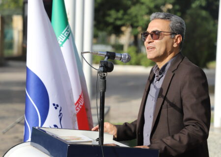 اعتراض شهروندان زرین شهر به انتشار بوی مشمئز کننده ذوب آهن مورد توجه قرار گیرد