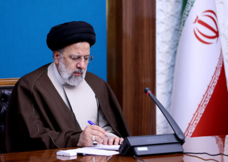 آیت الله رئیسی: ساخت ماهواره «نور ۳» نشان داد که تهدید اثری در عزم دانشمندان ایرانی ندارد