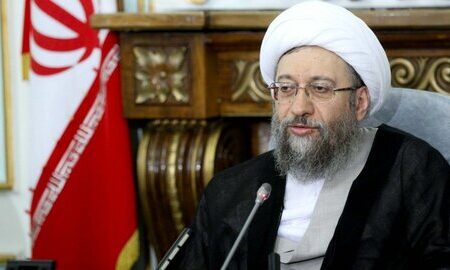 انتقاد آملی لاریجانی از اظهارات برخی نمایندگان مجلس