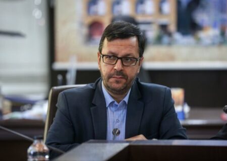 ۱۳۴ نفر در استان اصفهان در پنجره واحد وزارت کشور ثبت‌نام کردند