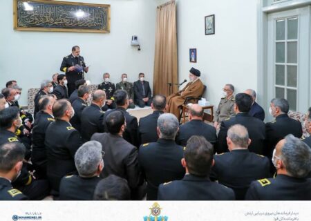 فرماندهان نیروی دریایی ارتش با رهبر انقلاب دیدار کردند