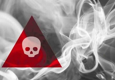 مسمومیت یک نفر در پی سوزاندن چوب در فولادشهر